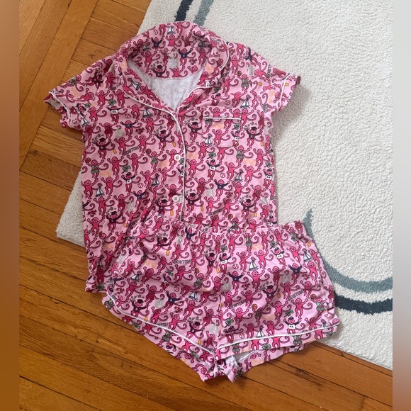 Roller Rabbit Boston Monkey - Picture 2 of 5